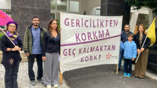 Bağımsızlık Yolu, Baraka ve Kadın Eğitimi Kolektifi’nden 25 Kasım’da Girne Kaymakamlığı Önünde Şiddete Karşı Ortak Çağrı